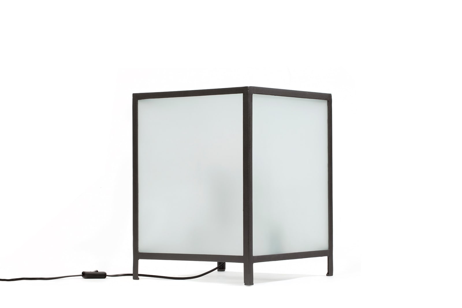 Lunar Objetos - André Vainer, Luminária Cubo, 1986