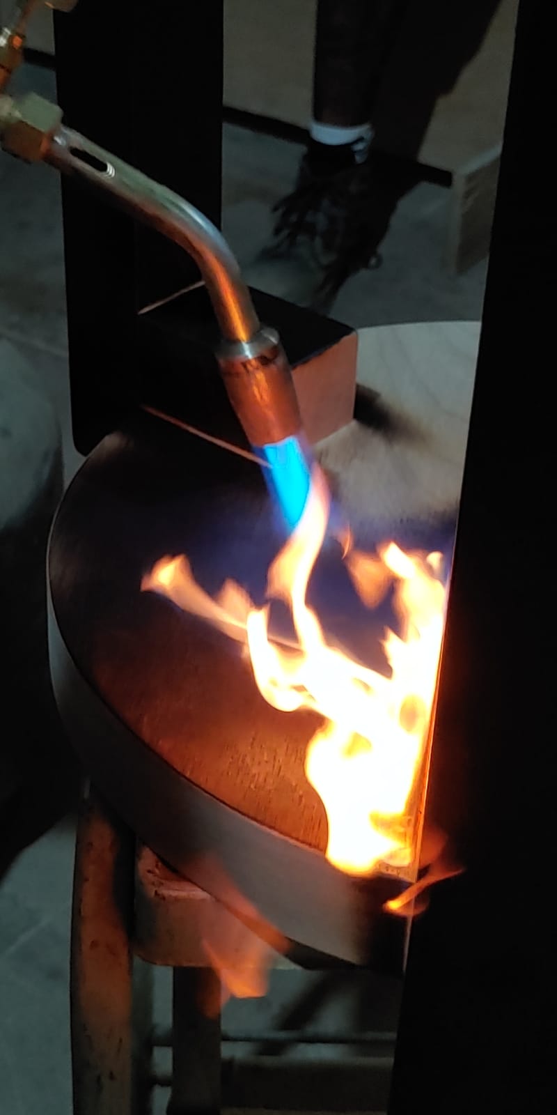 Lina Bo Bardi, Marcelo Ferraz e Marcelo Suzuki, Banco Girafa Carbonizado, 1986 / 2021