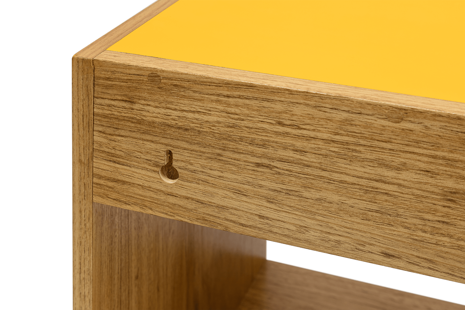 Claudio Corrêa, Mesa de Cabeceira Beum, 2025