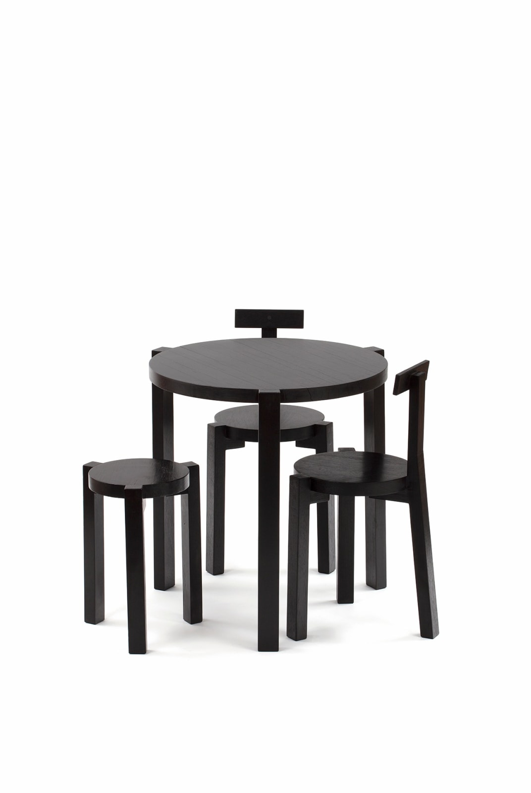 Lina Bo Bardi, Marcelo Ferraz e Marcelo Suzuki, Mesa Girafa Carbonizada, 1986 / 2021