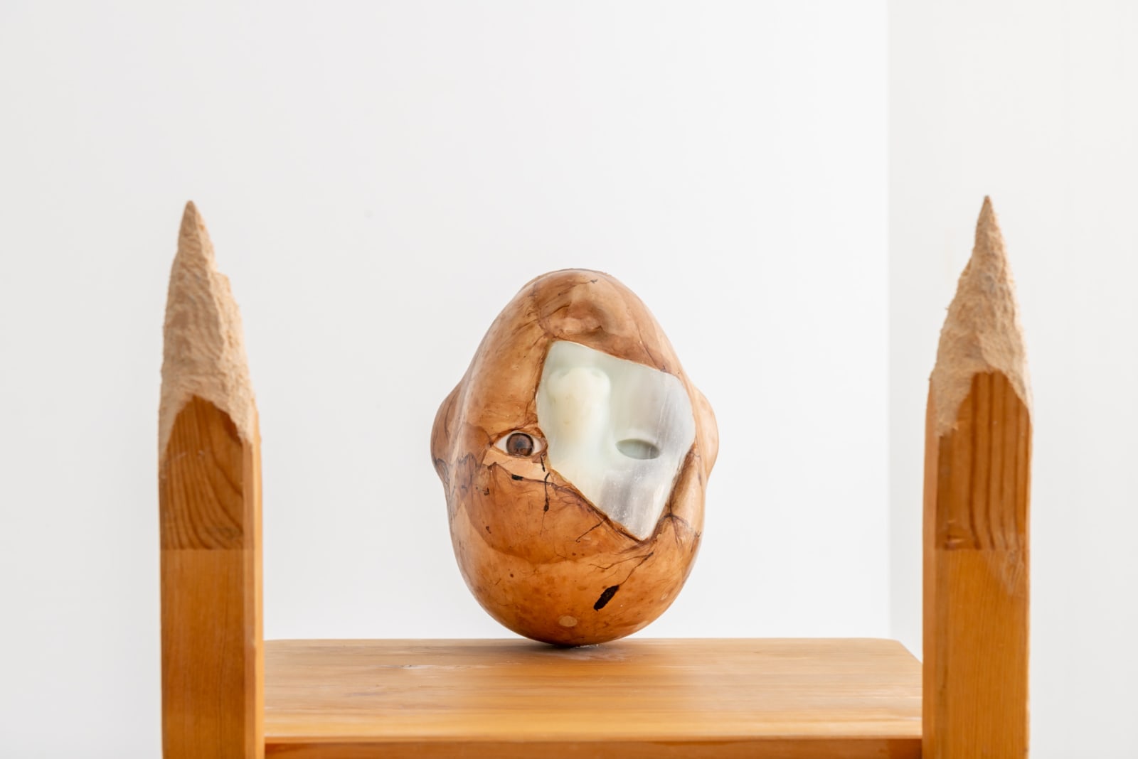 Catalina Ouyang, crisis management (filling the space with syllables waiting for something to pass), 2019