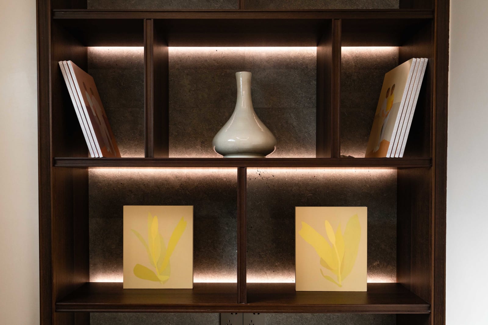 Manuel Stehli, Untitled (Tulip 3), 2023