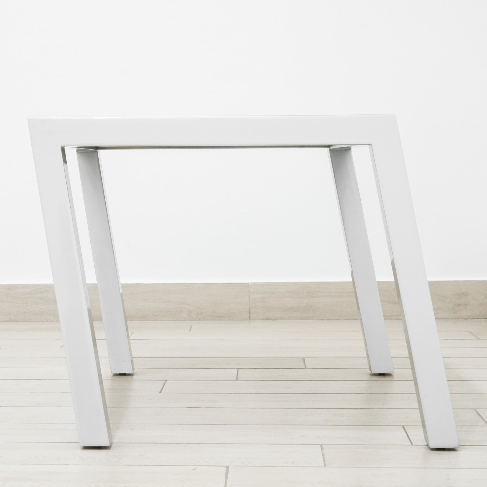 Rafael Barrios, Mesa/Table MP08 (Plata), 2017