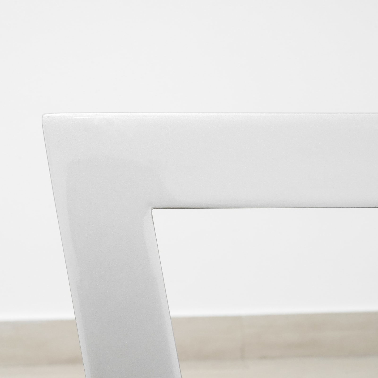 Rafael Barrios, Mesa/Table MP08 (Plata), 2017