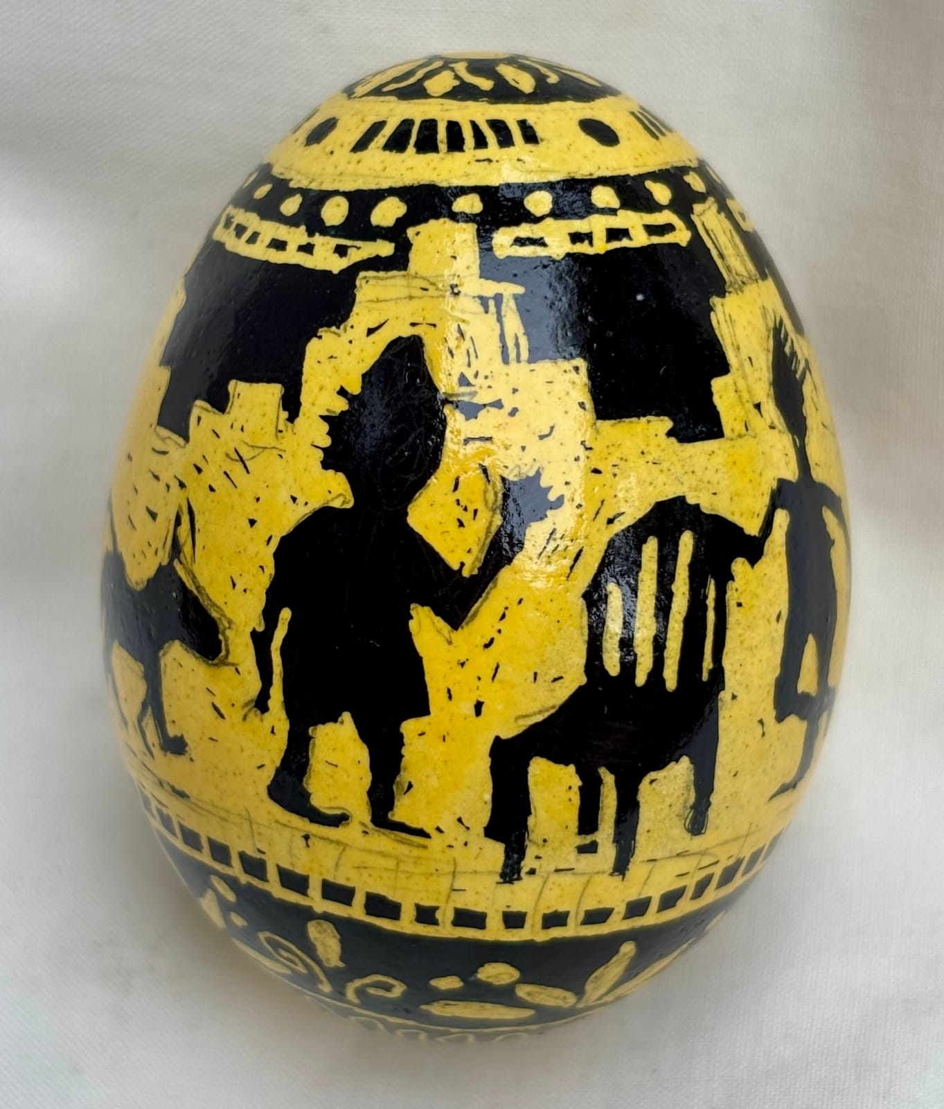 Roz Chast, Yellow Black Amphora, 2025