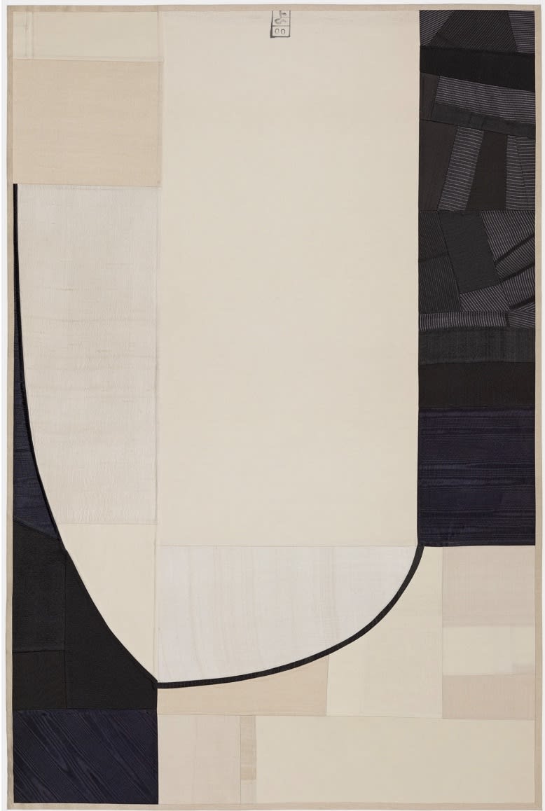 Debra Smith, Holding Light, medium vertical #2, 2022