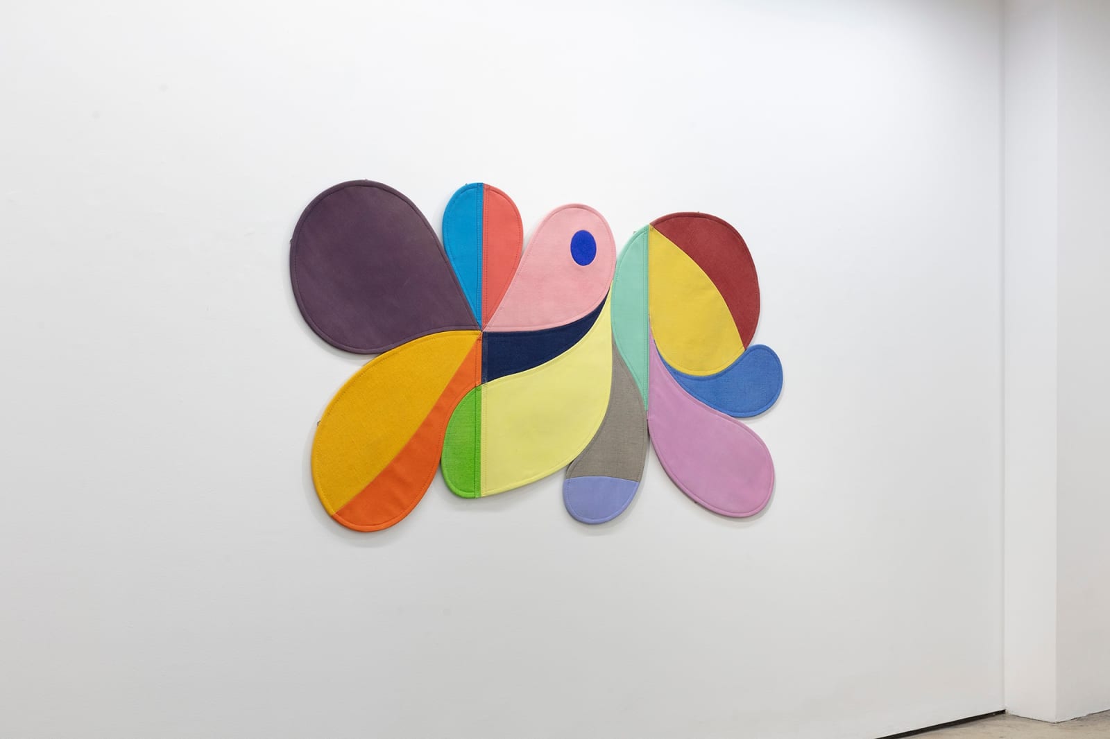 Zuriel Waters, Parrot Cake, 2024