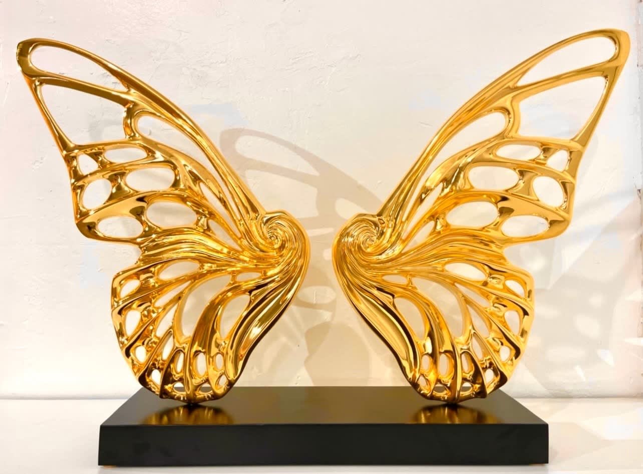 Rubem Robierb, Dream Machine - Pink Golden Chrome, 2024