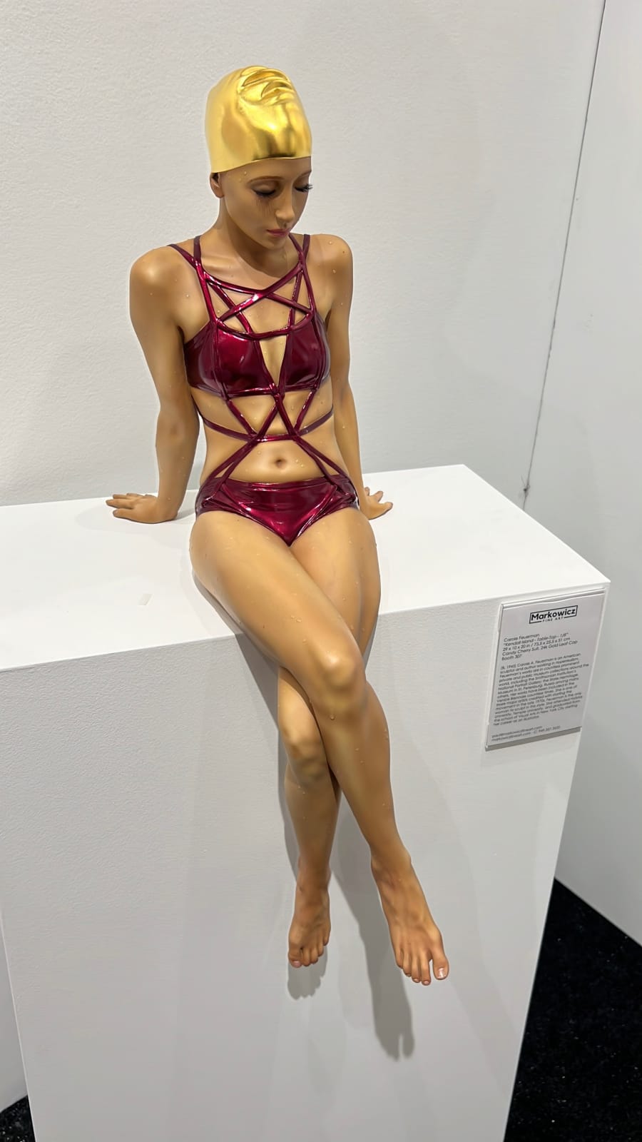 Carole A. Feuerman, Kendall Island, Table-Top, 2022