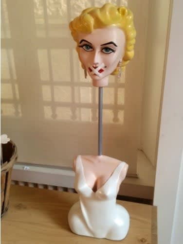 Nadine Debien, La Blonde 1/8