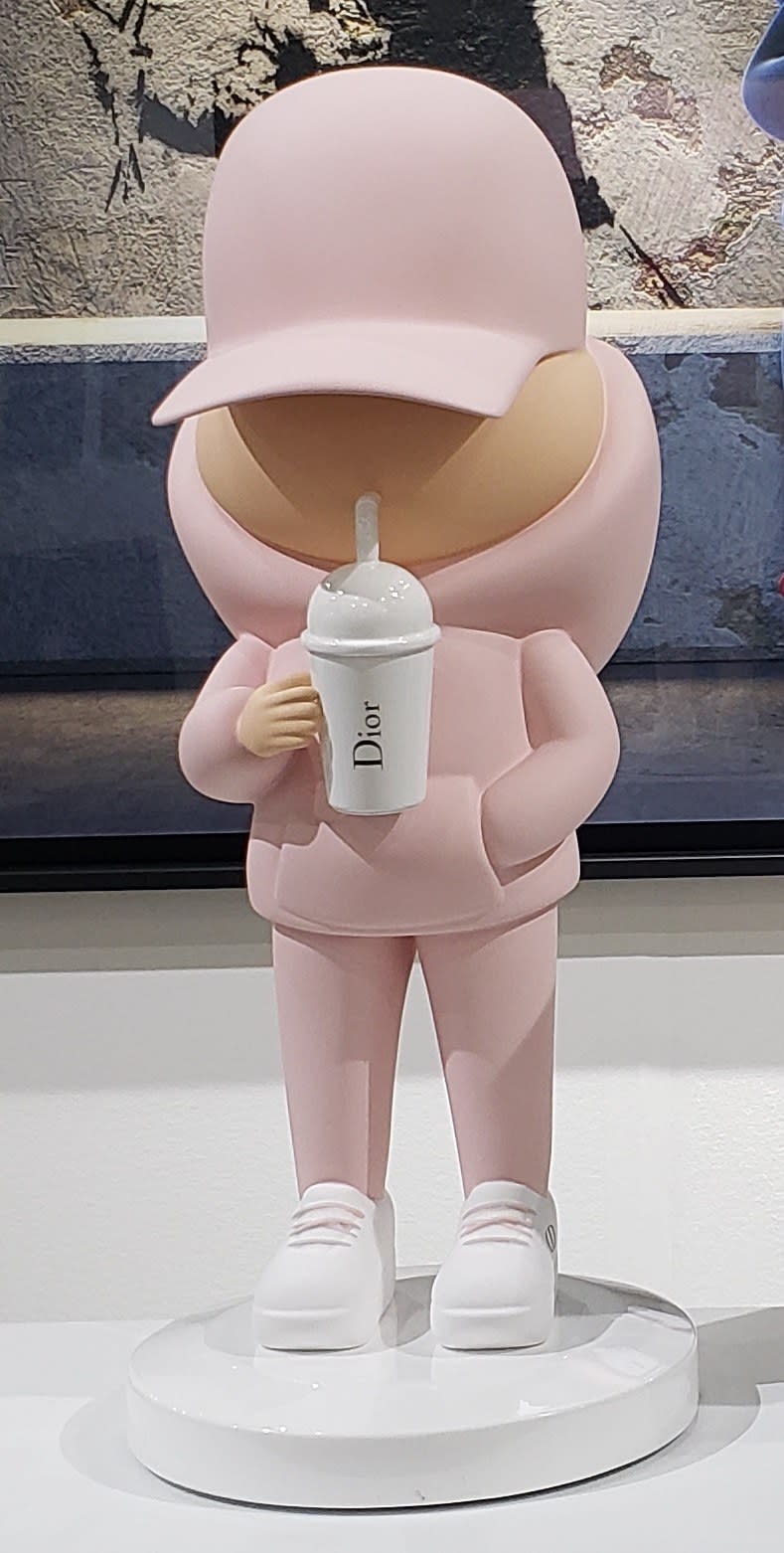Leo et Steph, Kidcup Sculpture - Dior Rose, 2023
