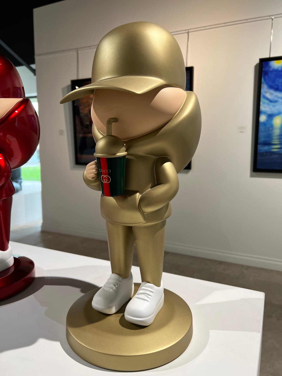 Leo et Steph, Kidcup Gucci Sculpture, 2023