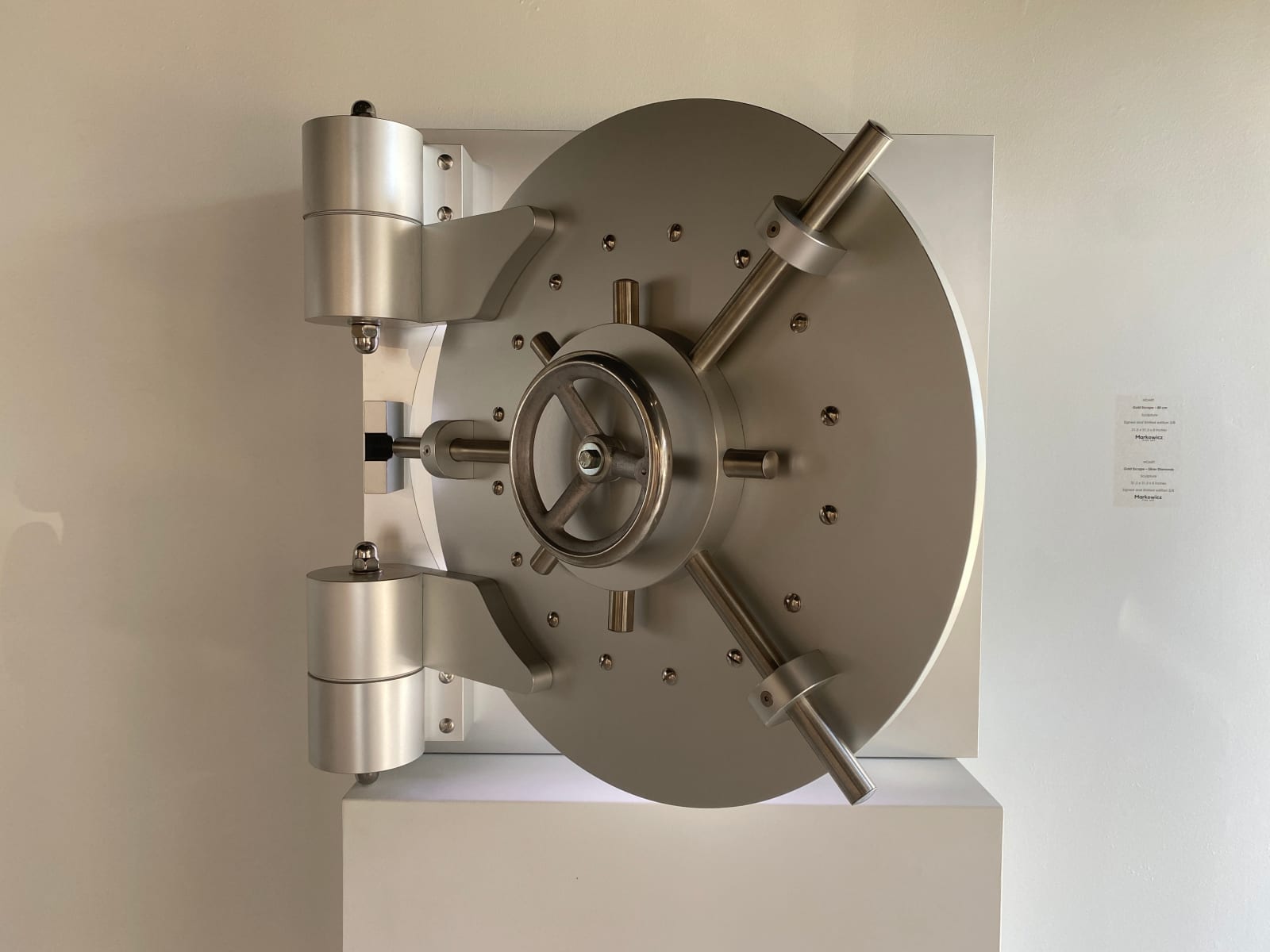 NOART, Gold Escape - 80 cm, 2021