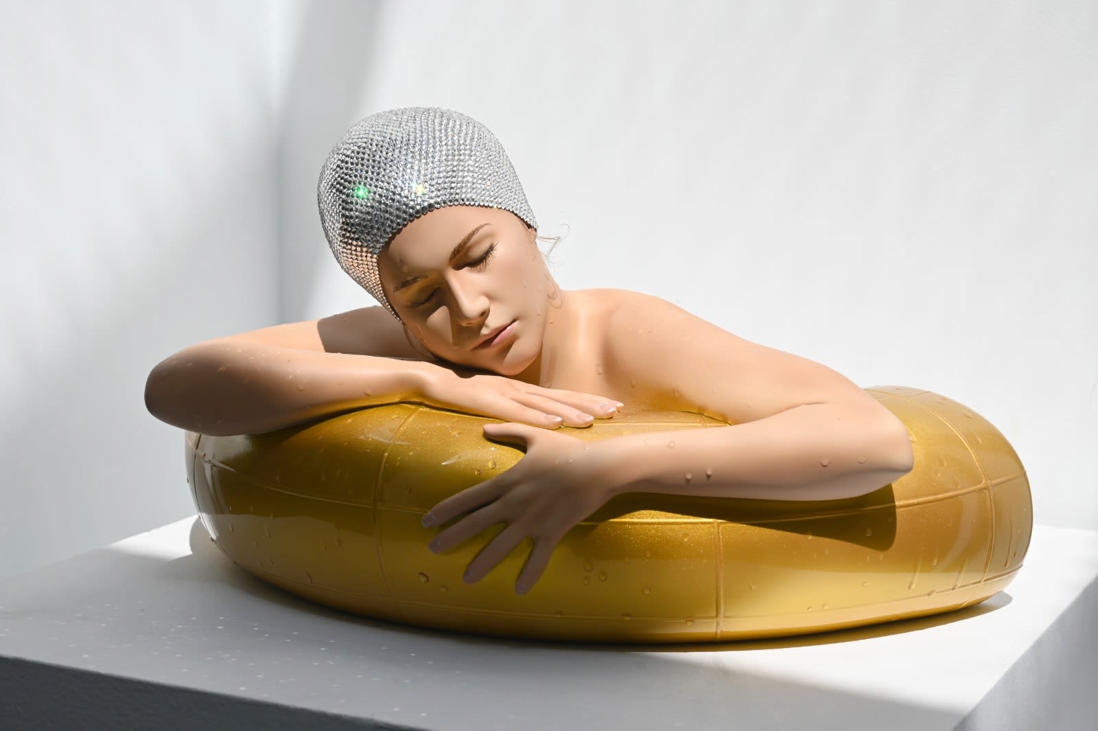 Carole A. Feuerman, Miniature Serena w/ Golden Yellow Tube and Clear Crystal Cap, 2024