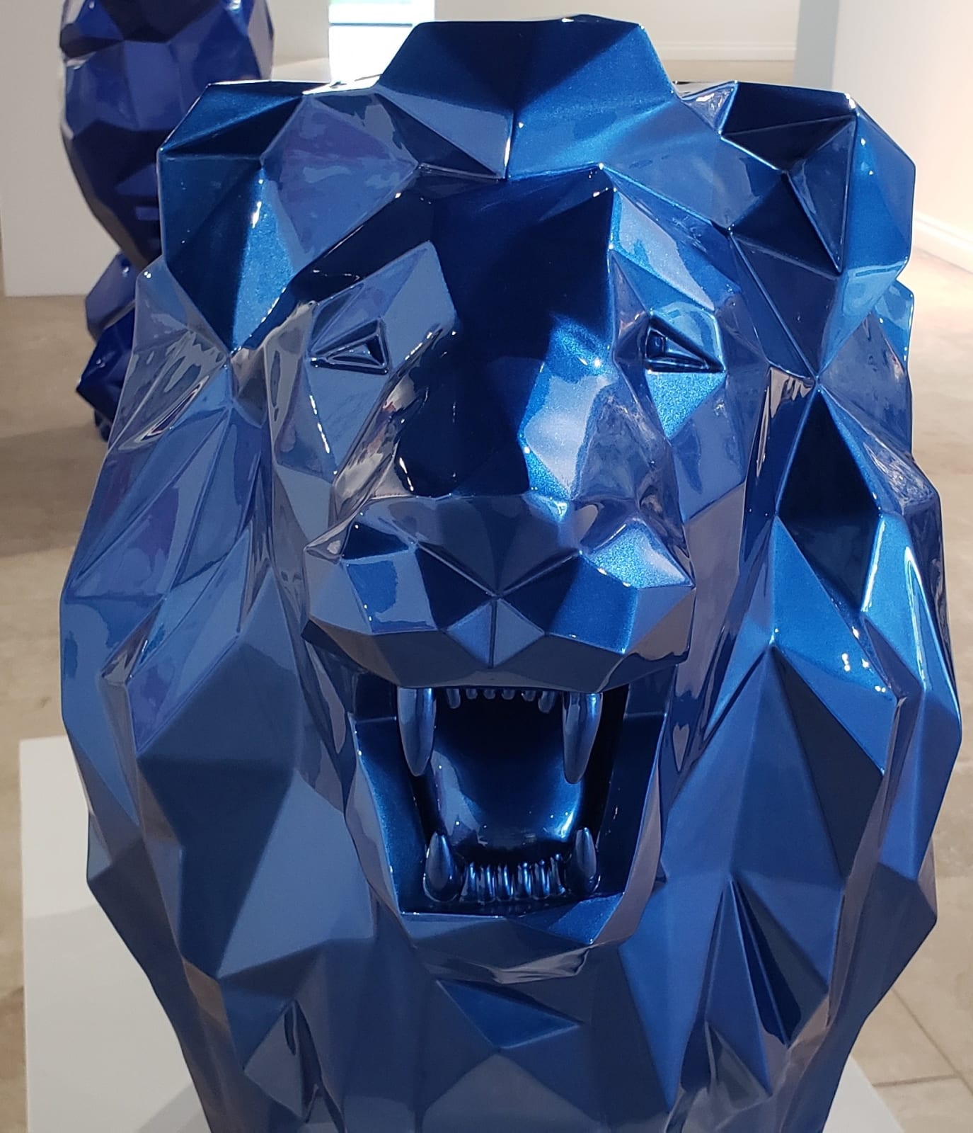 Richard Orlinski, Lion - 150 cm Bleu Sams IV/IV