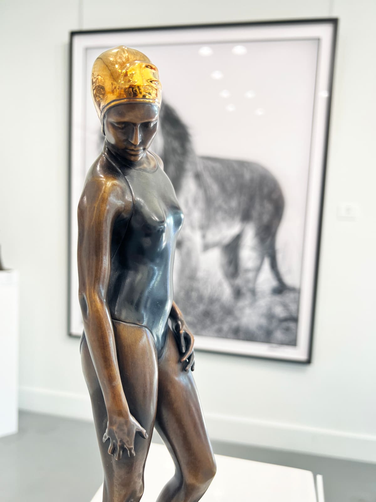 Carole A. Feuerman, Dawn 9/398, 2020