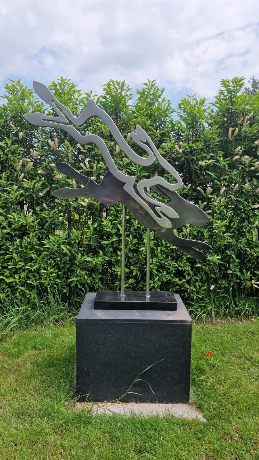 Evert den Hartog, 2 hazen (1/8), 2024