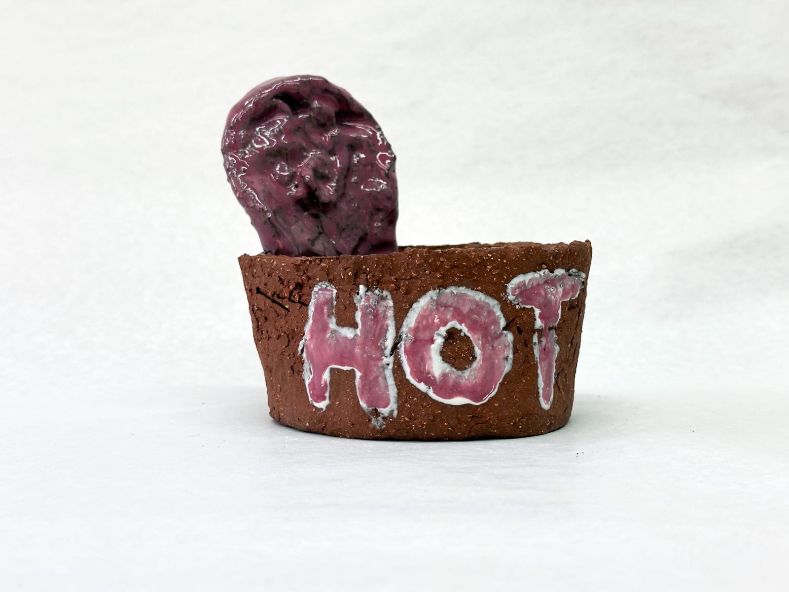 Cameron Platter, I like Big Mugs, 2025