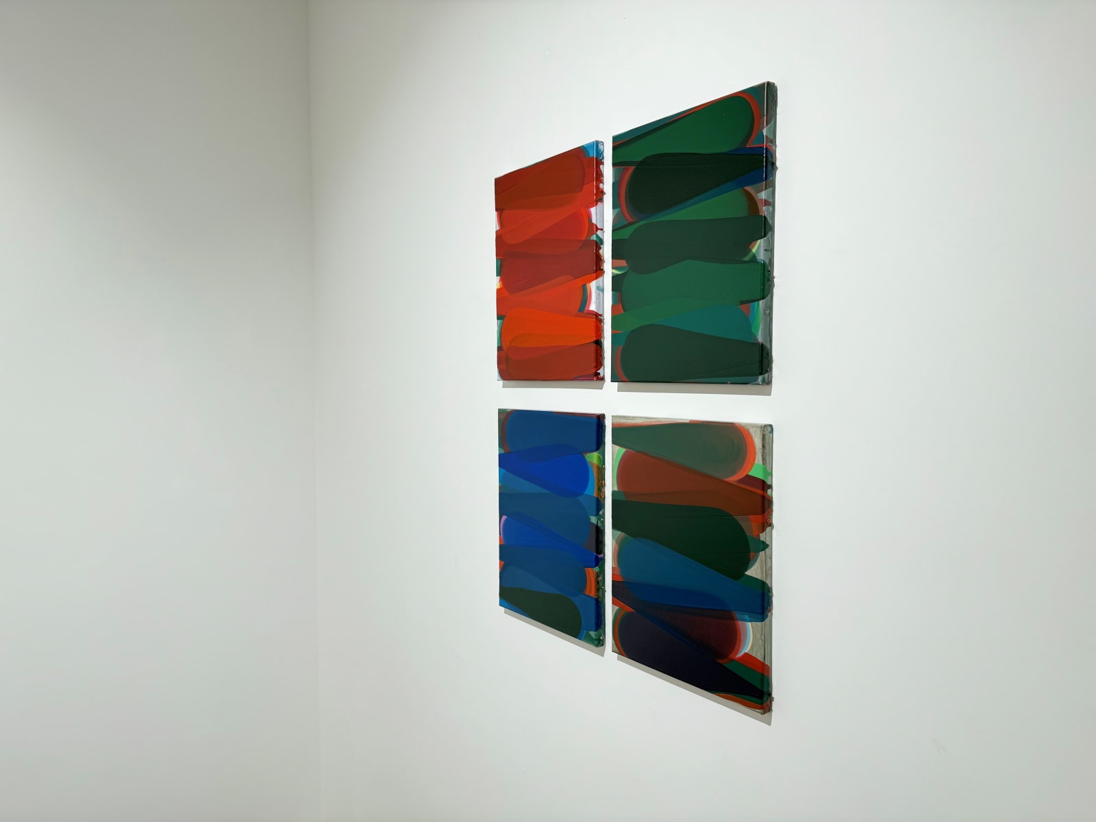 Rainer Splitt, Pouring on Canvas (red), 2025