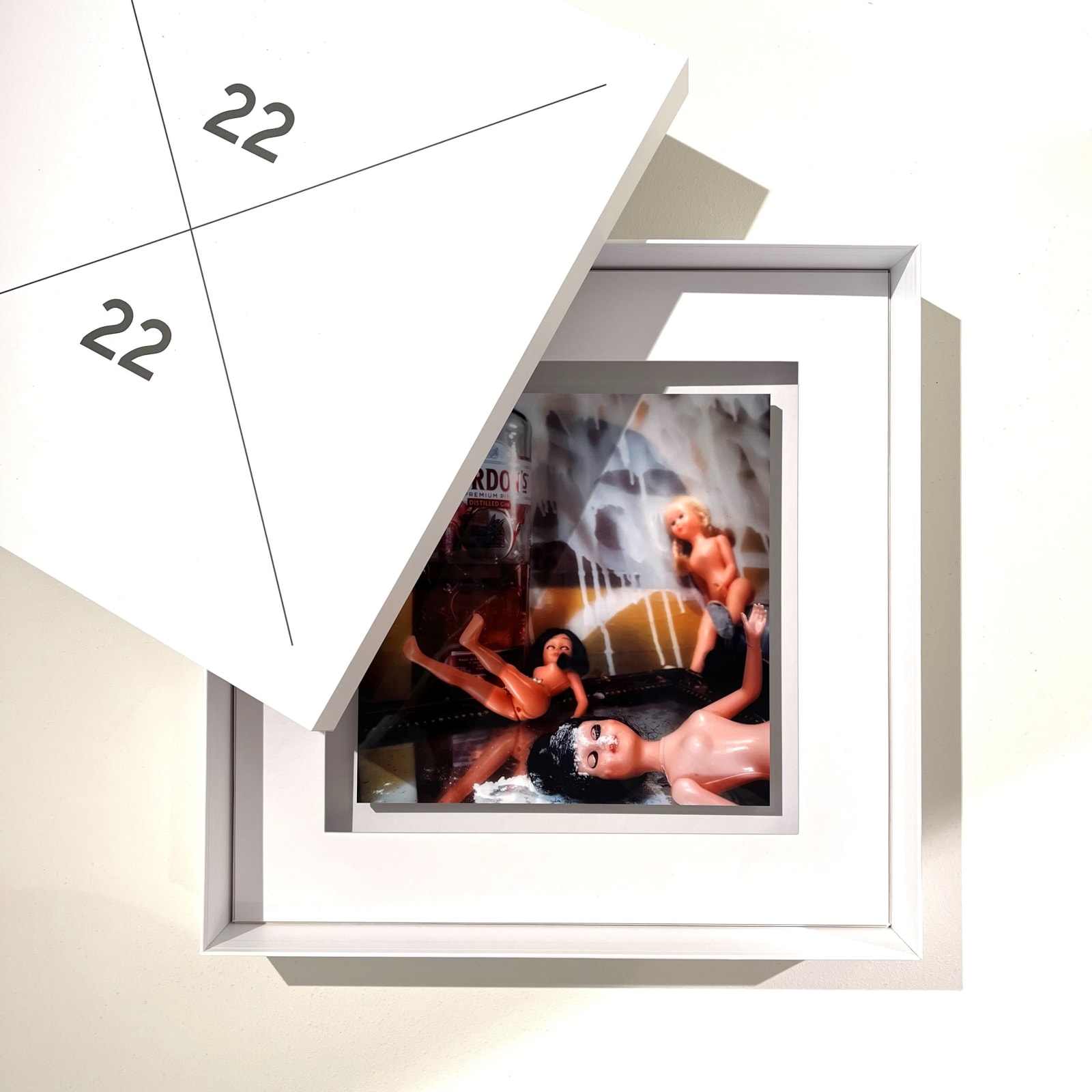 Anthony Vanooteghem, Stoute Poppetjes: Gordon's Gin, 2021