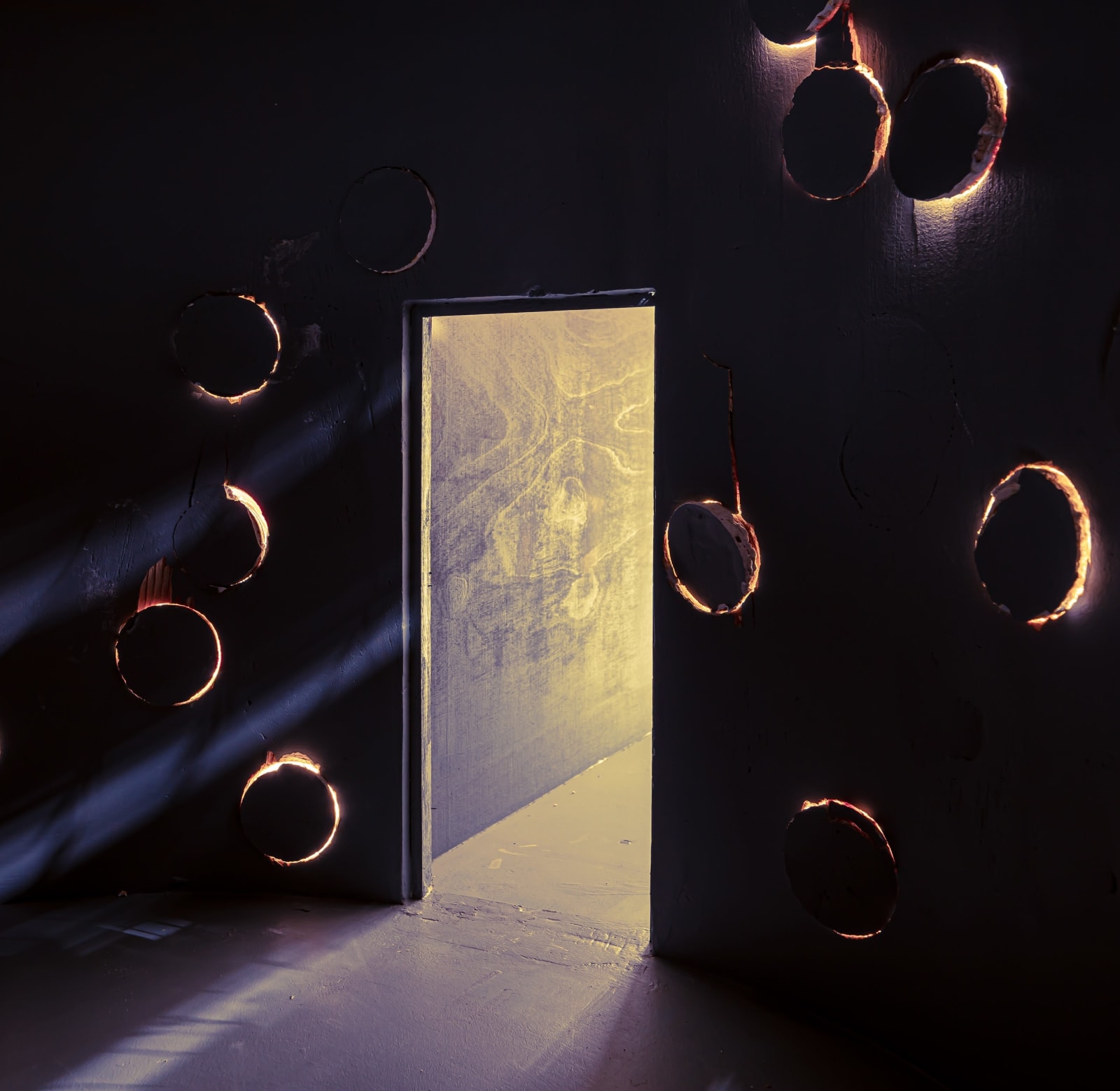 Michiel Kluiters, Antumbra, 2022
