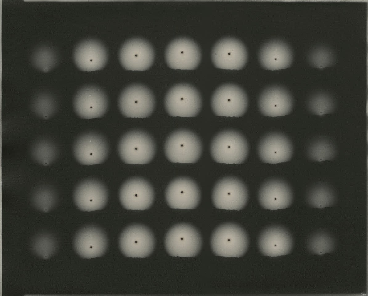 Chris McCaw, Poly-Optic 042, 2015