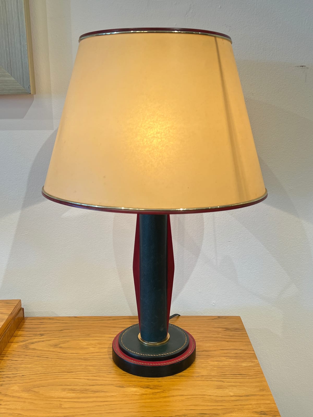 TRAVAIL ART DÉCO, Leather and Bronze Table Lamp, 1945