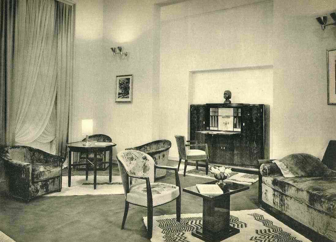 Jules Leleu, Mid-Century Side Table/Mesa Auxiliar, 1930