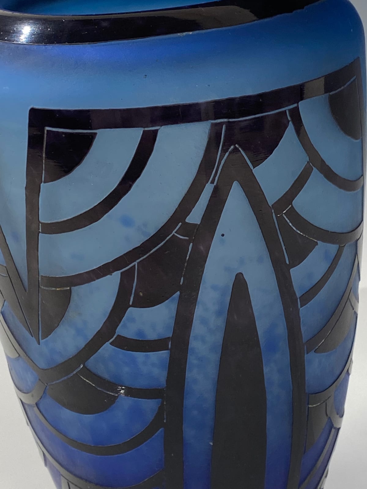 Le Verre Francais, Nénuphars Bleus Vase, 1928