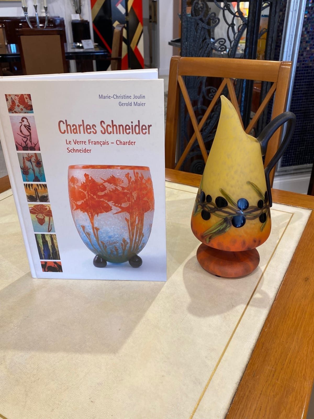 Charles Schneider, Olives Glass Pitcher/Vase, circa 1925