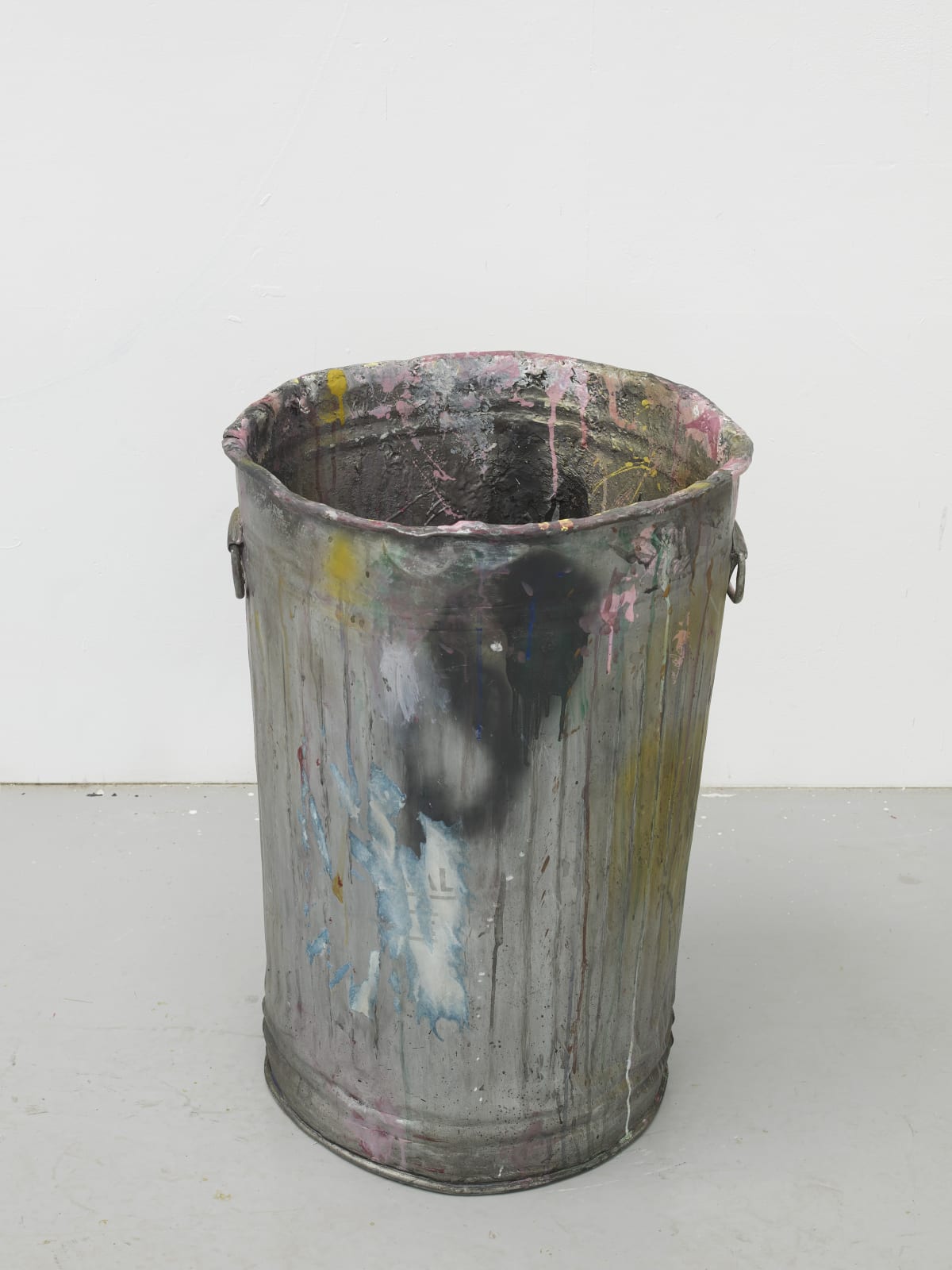GT 2018 Painting of a Dustbin-2