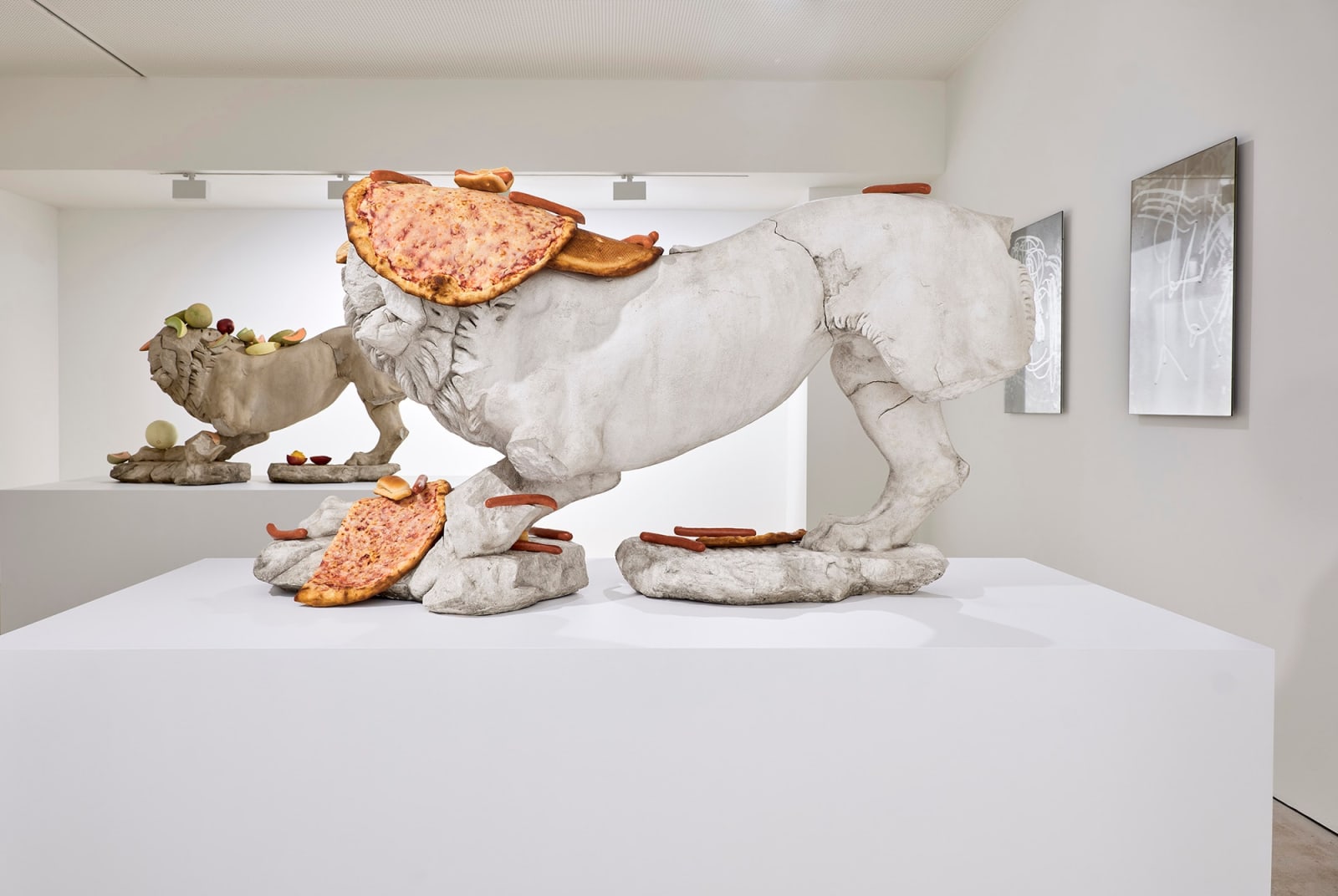 Tony Matelli, Lion (Pizza), 2019