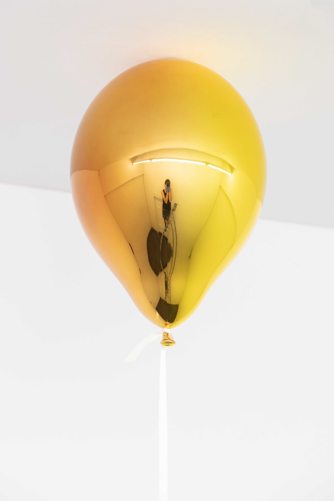 Jeppe Hein, Medium Orange and Dark Yellow Mirror Balloon, 2023