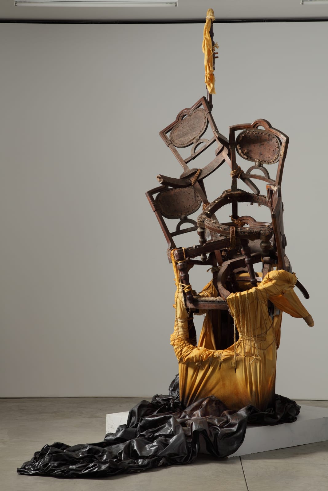 2012_Sinking_114x62x99_1