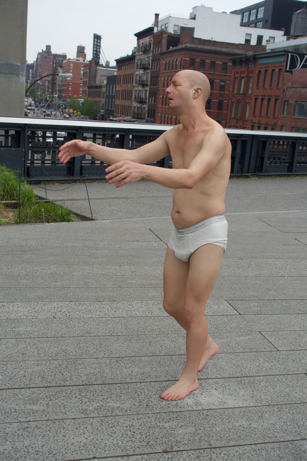 Tony Matelli, Sleepwalker Male, 2014