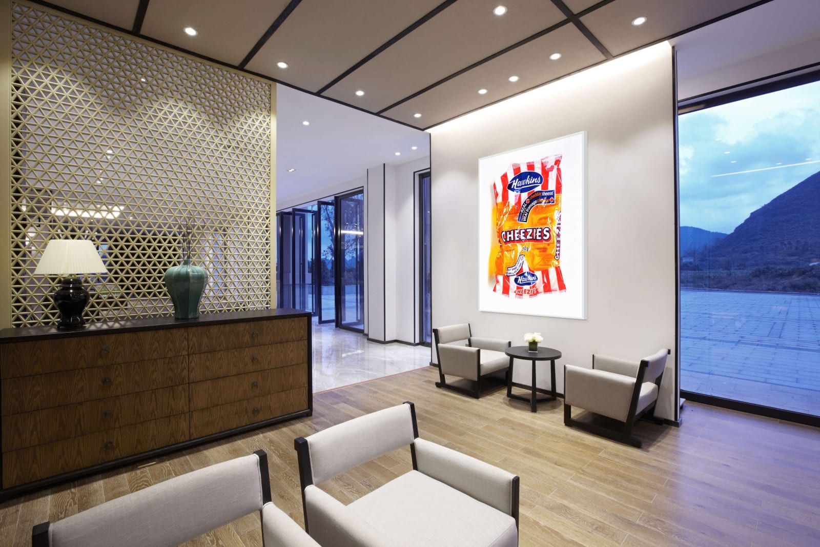 Maggie Hall, Cheezies