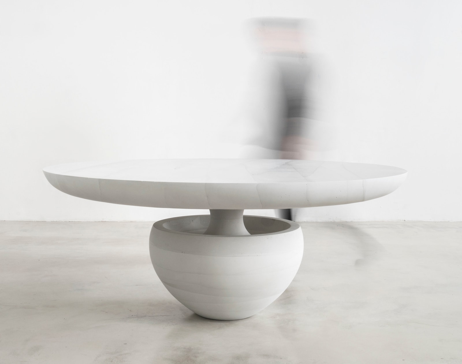 Fernando Mastrangelo, Ghost Table