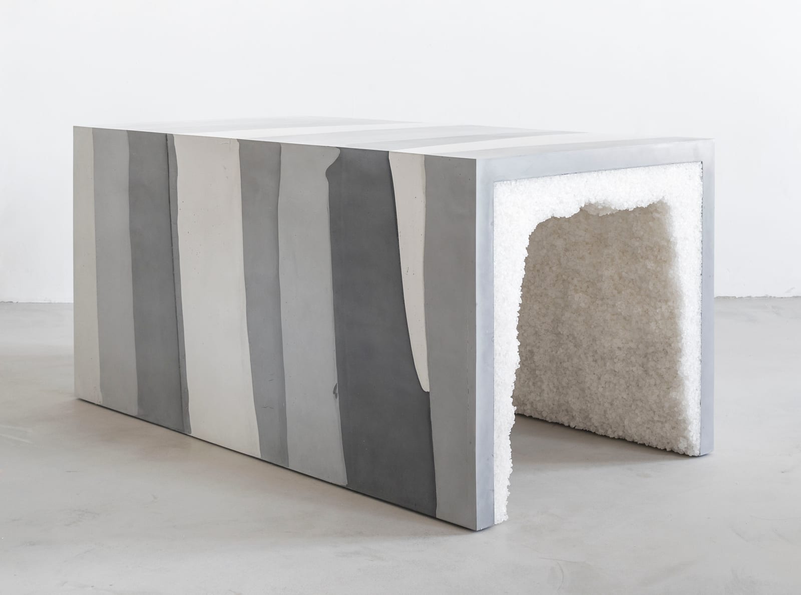 Fernando Mastrangelo, Strata 3 XL Side Table