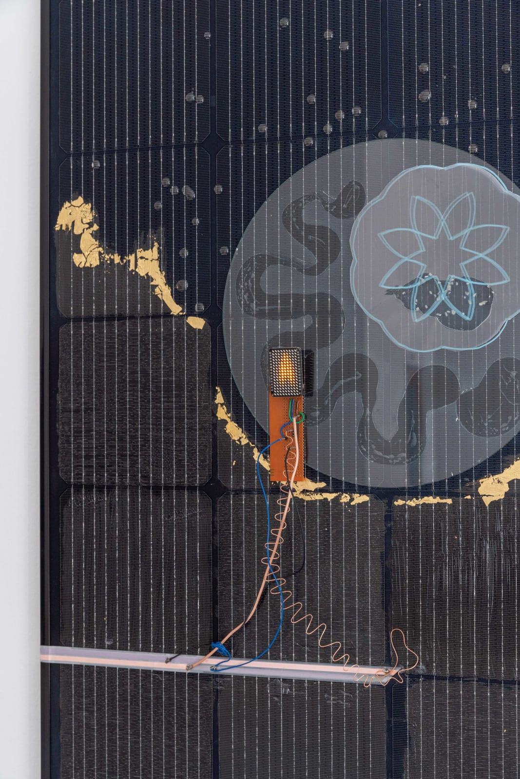 Haroon Mirza, Solar Powered LED Circuit Composition 41 (Genzken & Richter), 2021