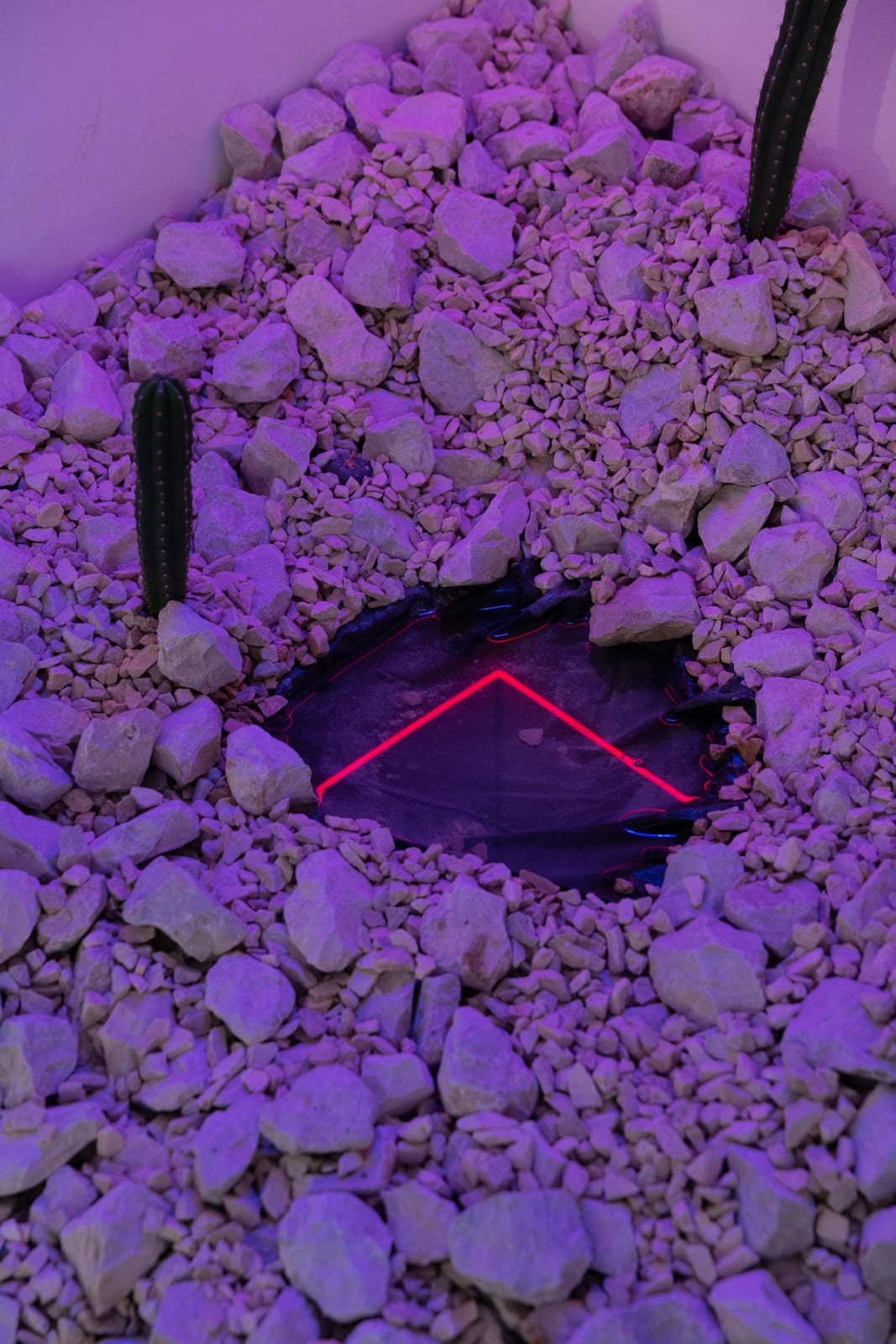 Haroon Mirza, Dyson Sphere, 2022