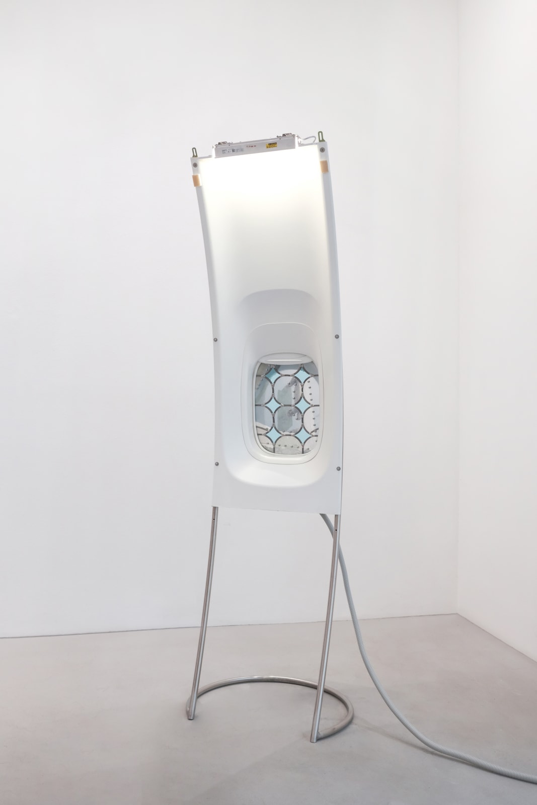 Ju Young Kim, Waterline under the water, 2025