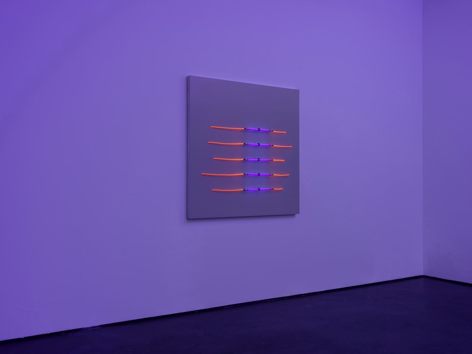 Brigitte Kowanz, High Five, 2021