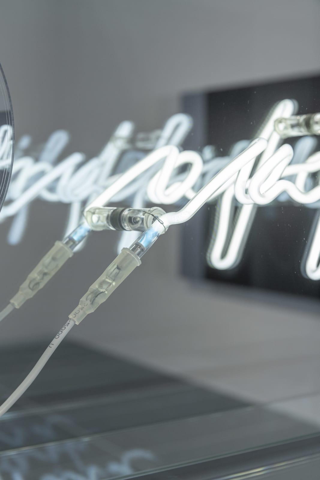 Brigitte Kowanz, afaik, 2020