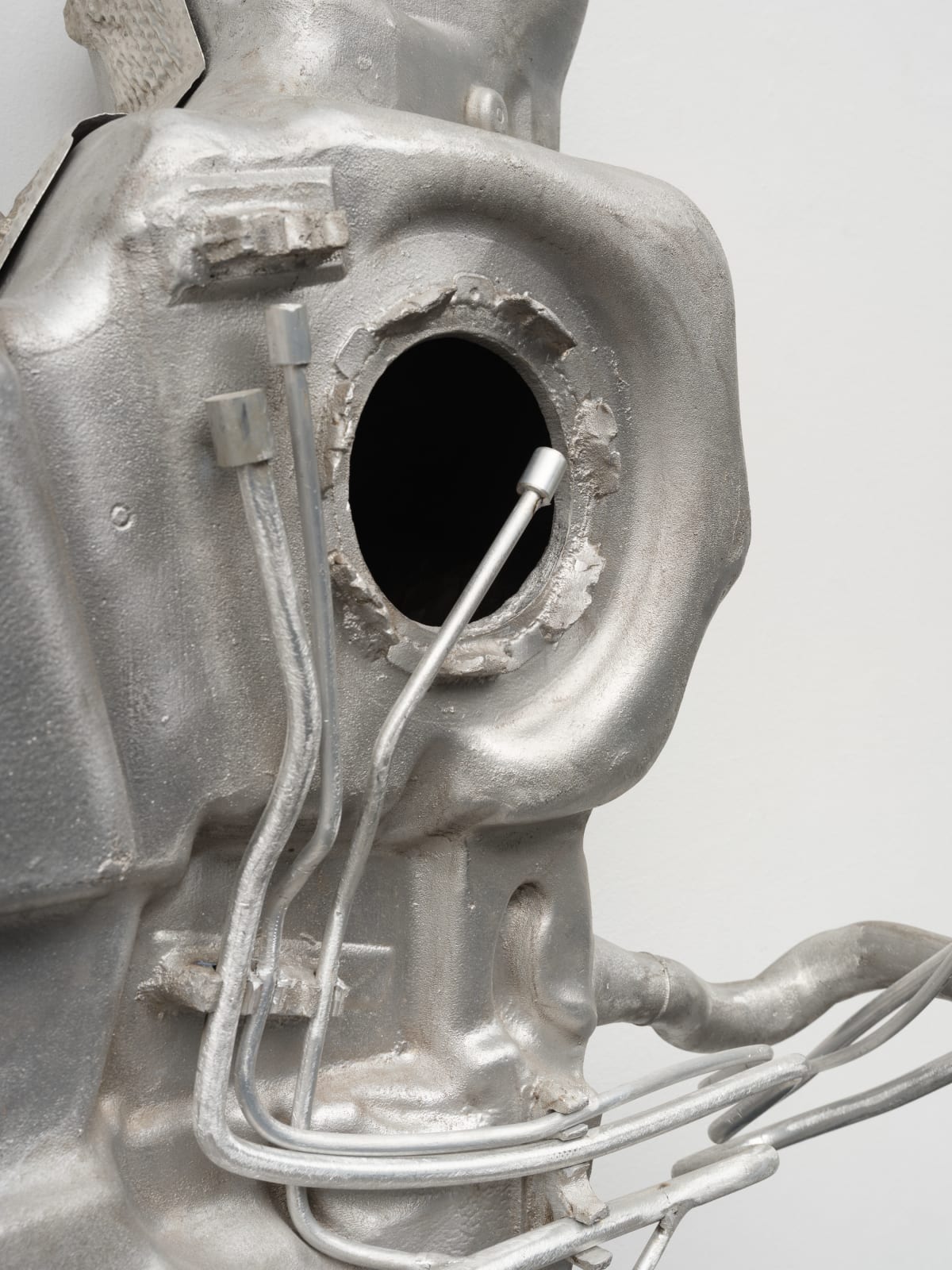 Michael Sailstorfer, Tank A1, 2025