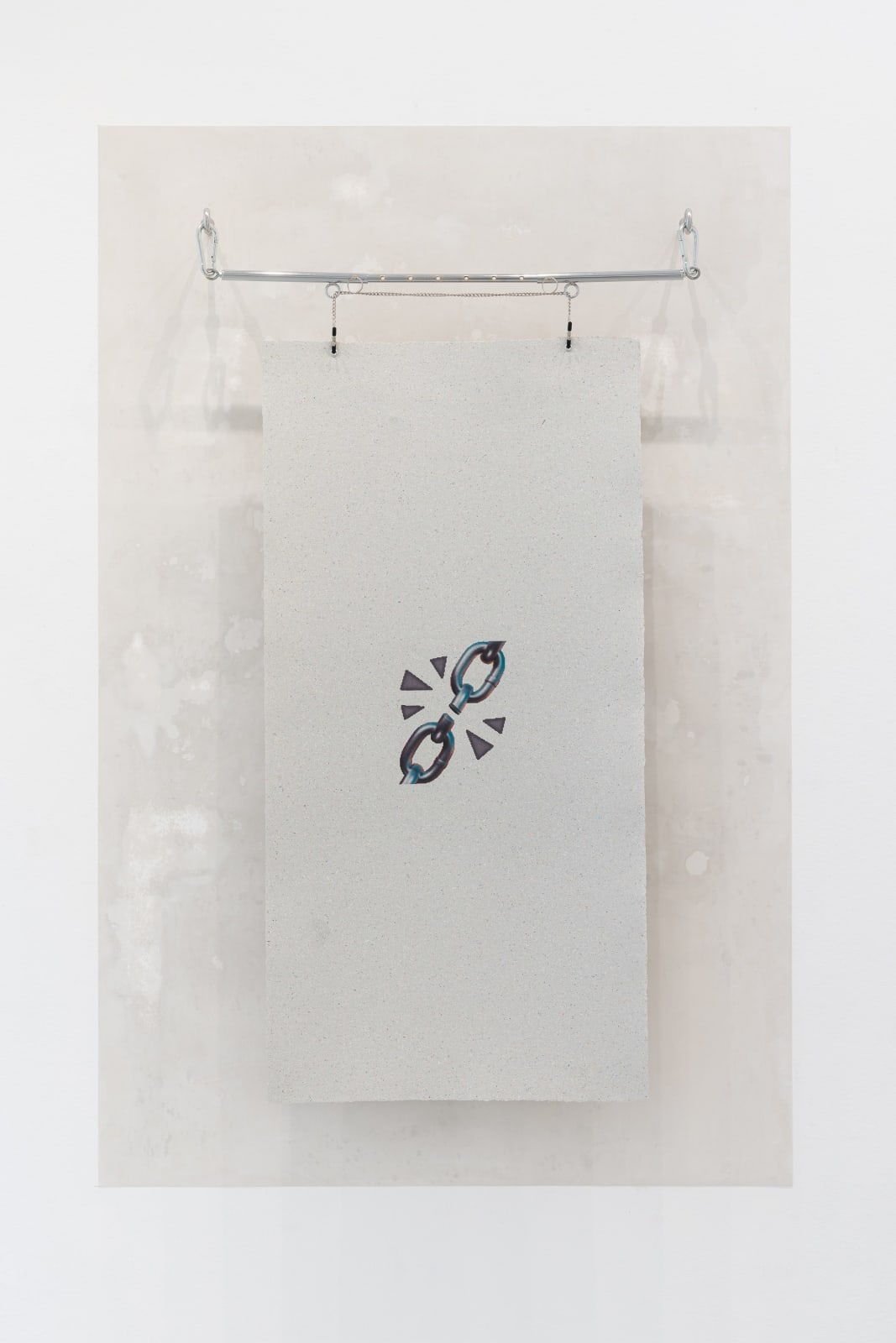 Rosanna Marie Pondorf, Wertschöpfungspapier [broken chain], 2024