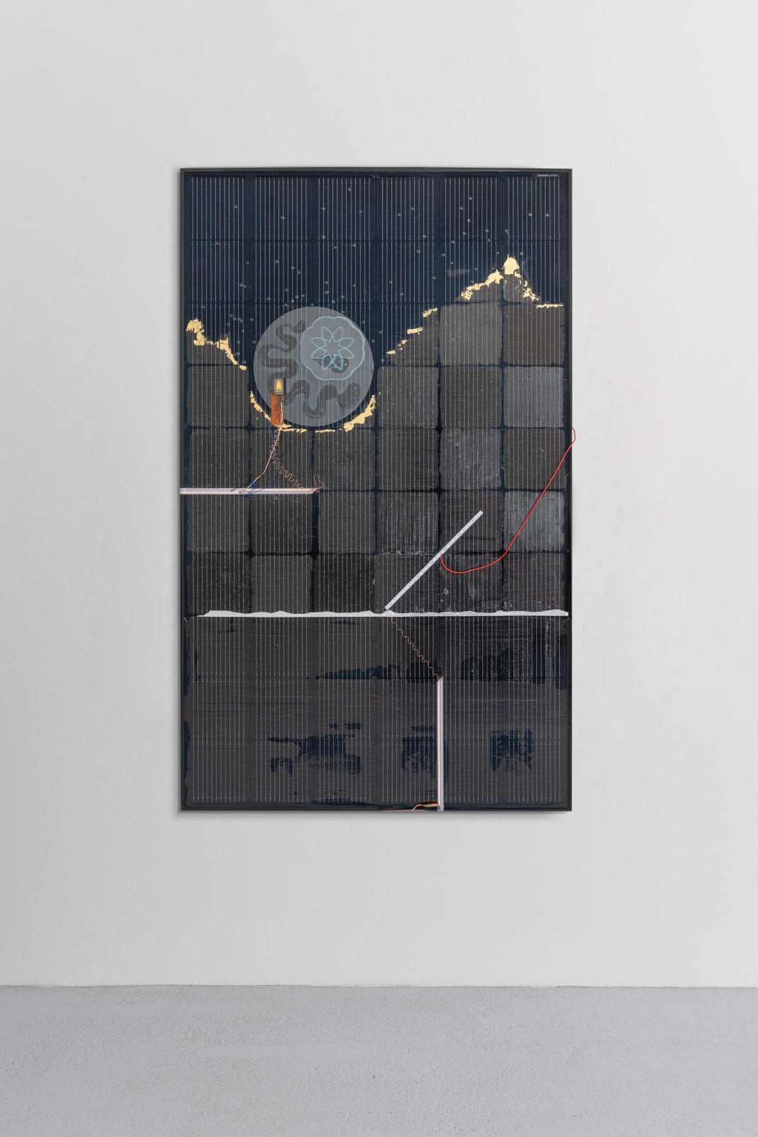 Haroon Mirza, Solar Powered LED Circuit Composition 41 (Genzken & Richter), 2021
