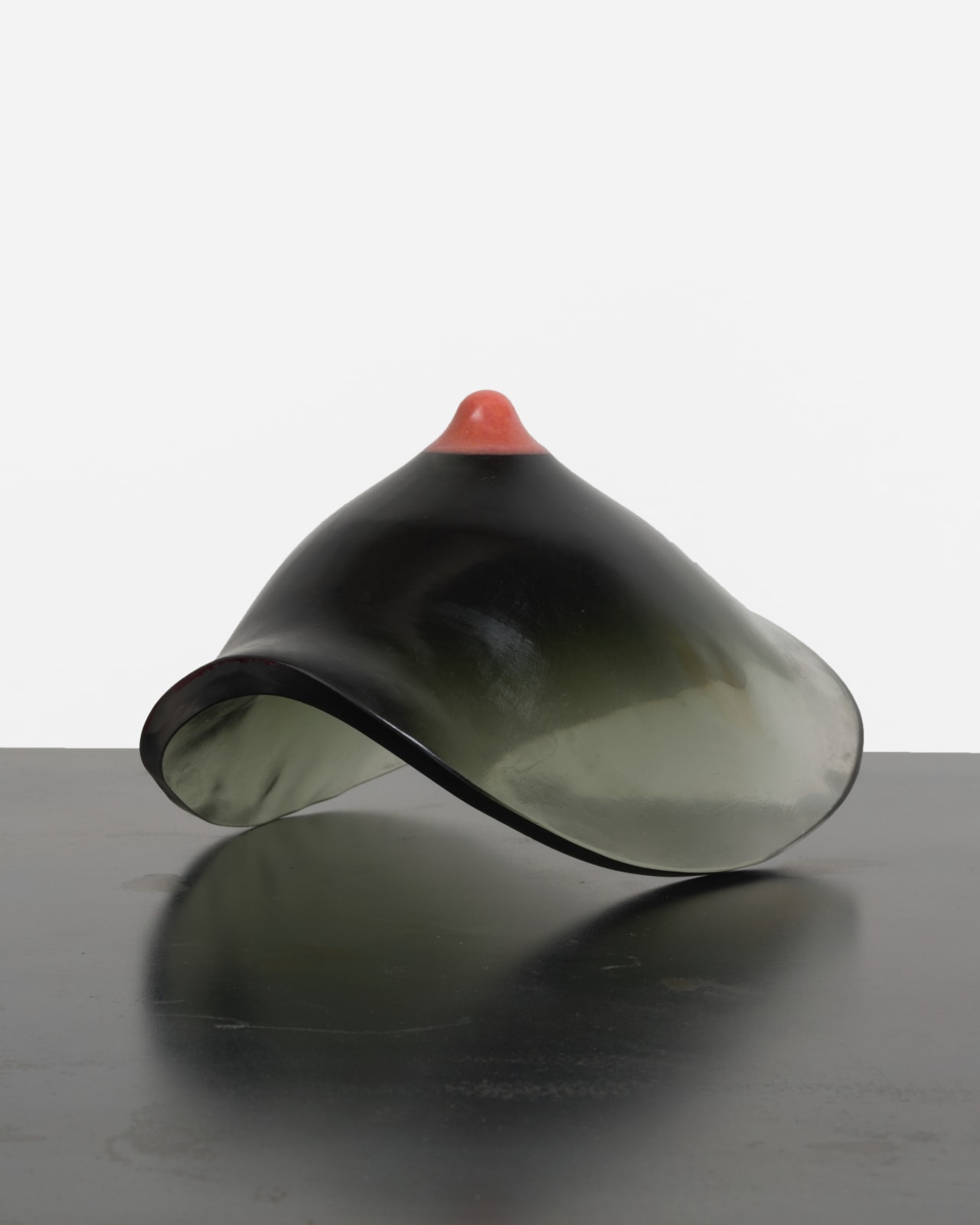 Nevine Mahmoud, breast (dark star), 2018