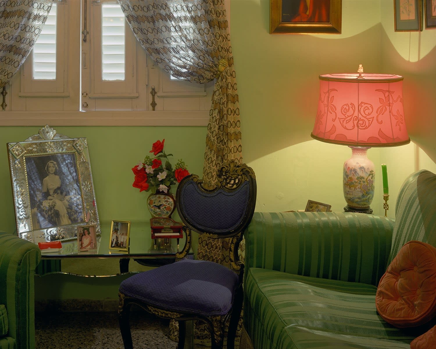 Robert Polidori, Heredia 372 (between San Mariano and Vista Alegre), Víbora, Havana, 1997