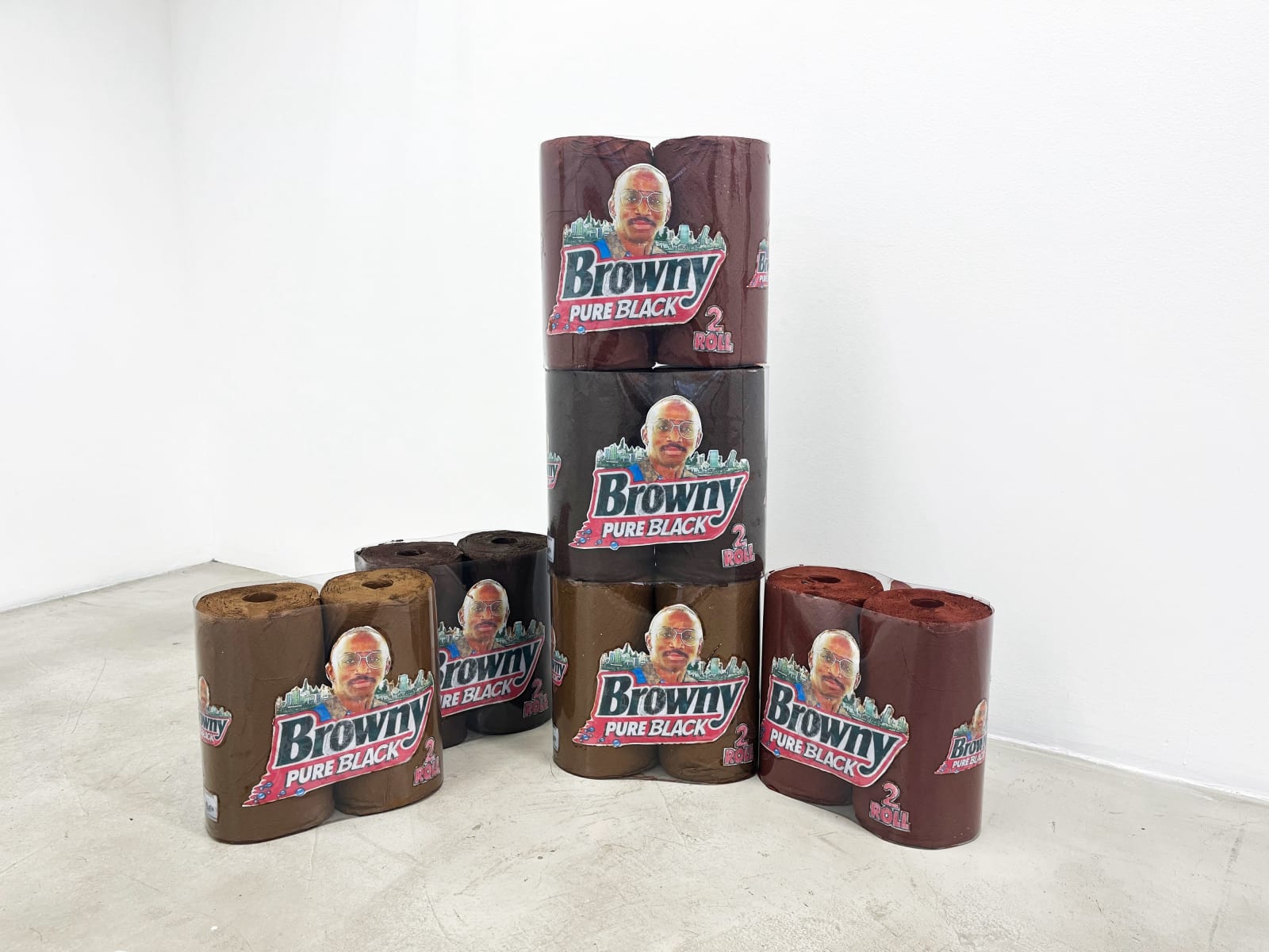 Aaron Fowler, Browny 2 Roll (MZ Sienna), 2023