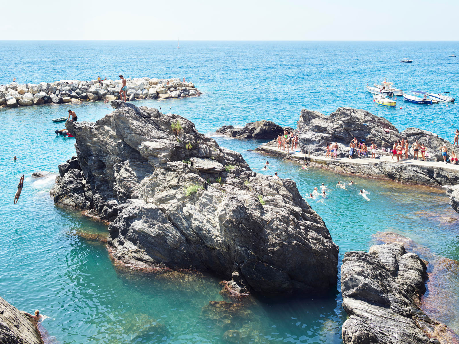 Massimo Vitali, Manarola Multi Jump, 2020